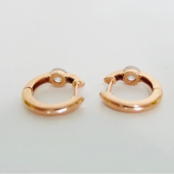 Courreges Crystal and Gold-Plated Earrings - Picture 8 of 8